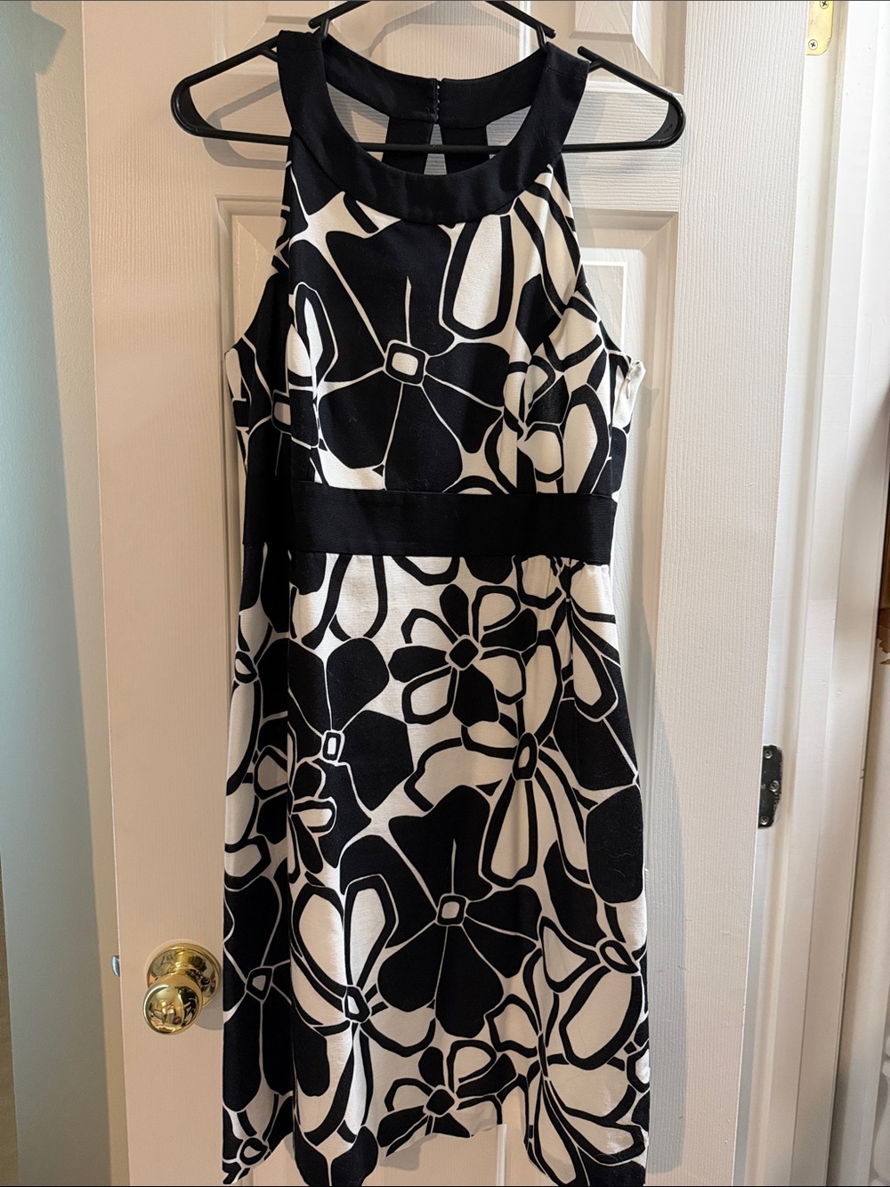 Ann Taylor Black and White Floral Midi Dress